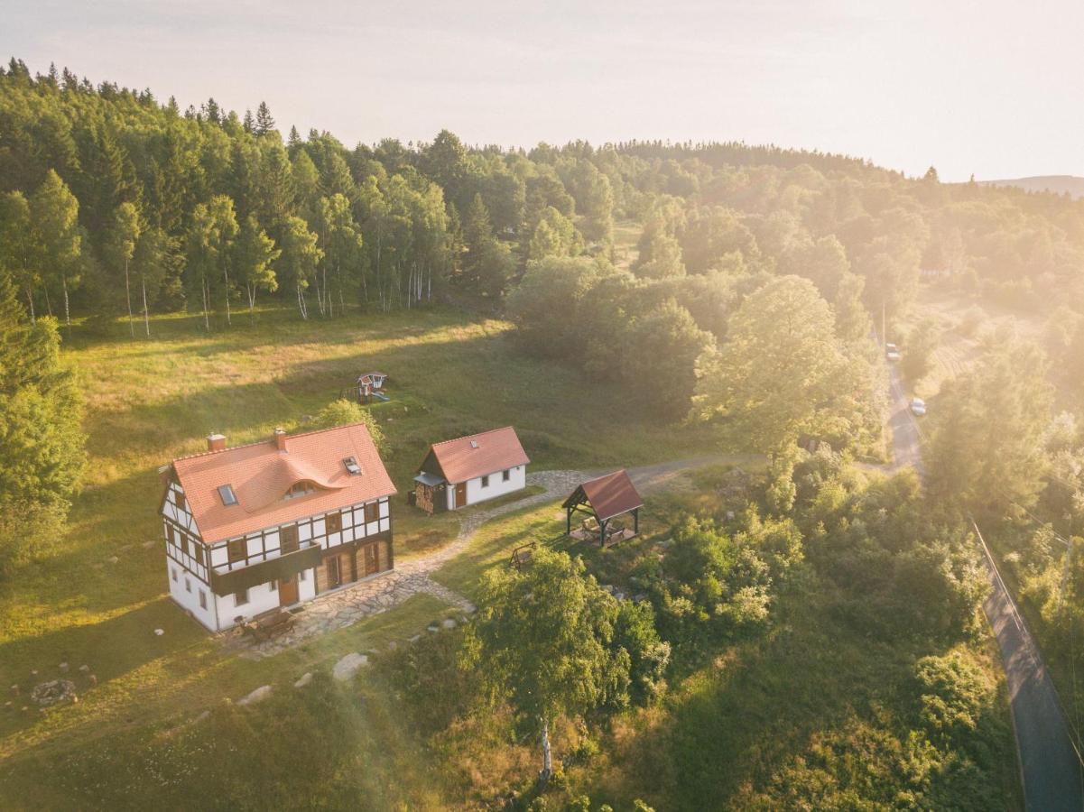 Izerski Horyzont - Dom Z Balia W Lesnej Perspektywie Kopaniec Exterior photo